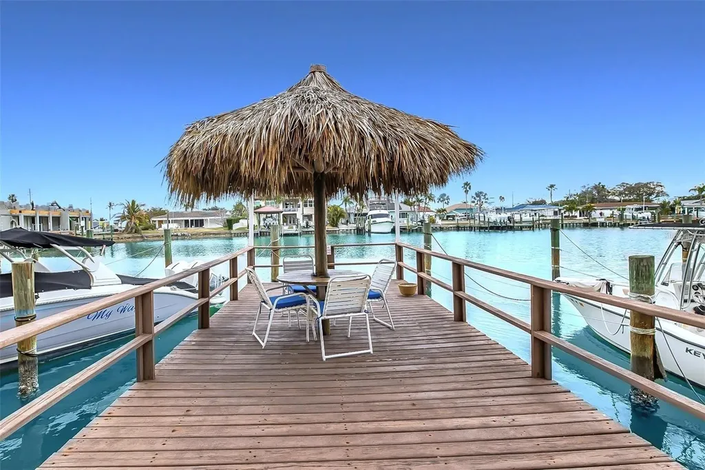 51 Island Way Clearwater Beach FL 33767
