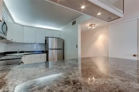 51 Island Way Clearwater Beach FL 33767