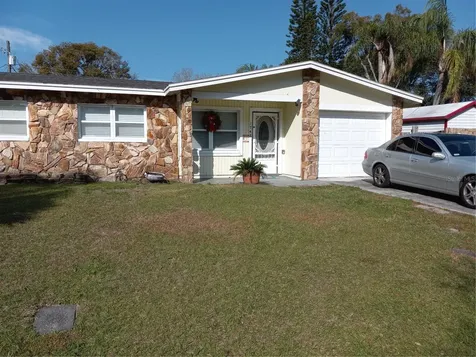 1748 W Lagoon Circle Clearwater FL 33765