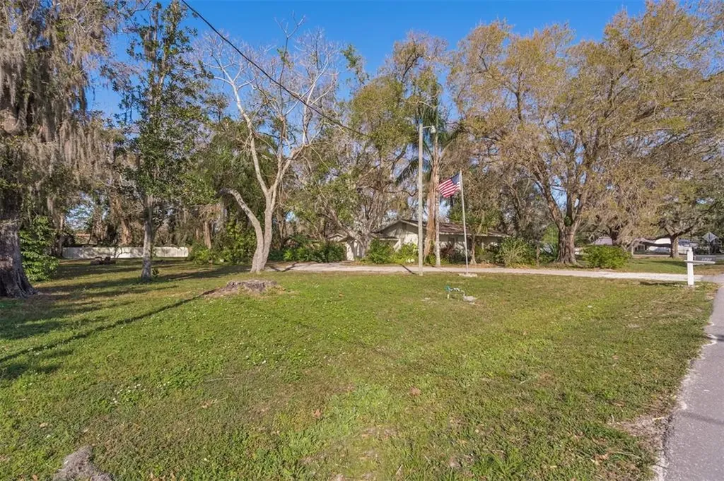 925 Richardson Way Sarasota FL 34232