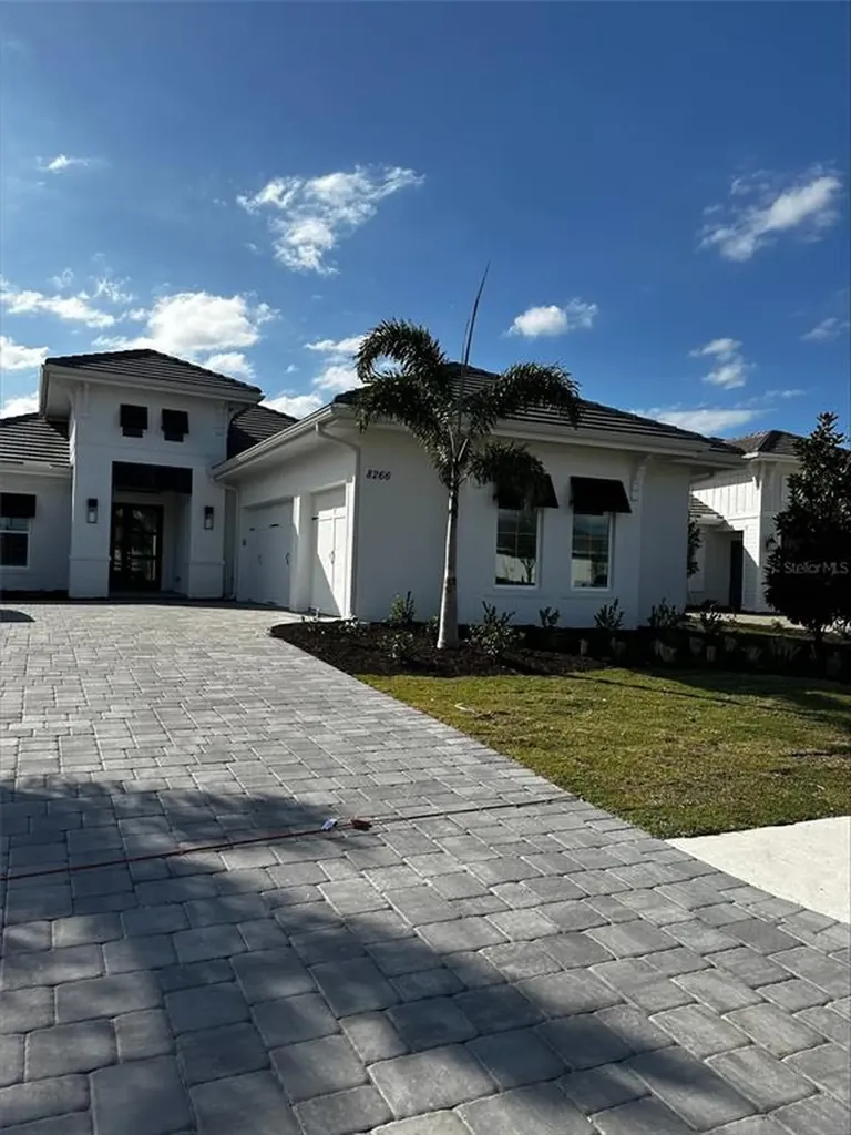 8266 Pavia Way Bradenton FL 34202