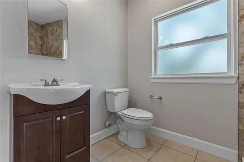 1210 Sunshine Avenue Leesburg FL 34748