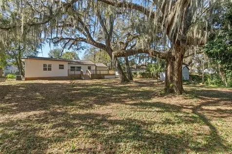 1210 Sunshine Avenue Leesburg FL 34748