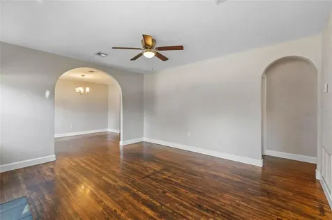 1210 Sunshine Avenue Leesburg FL 34748