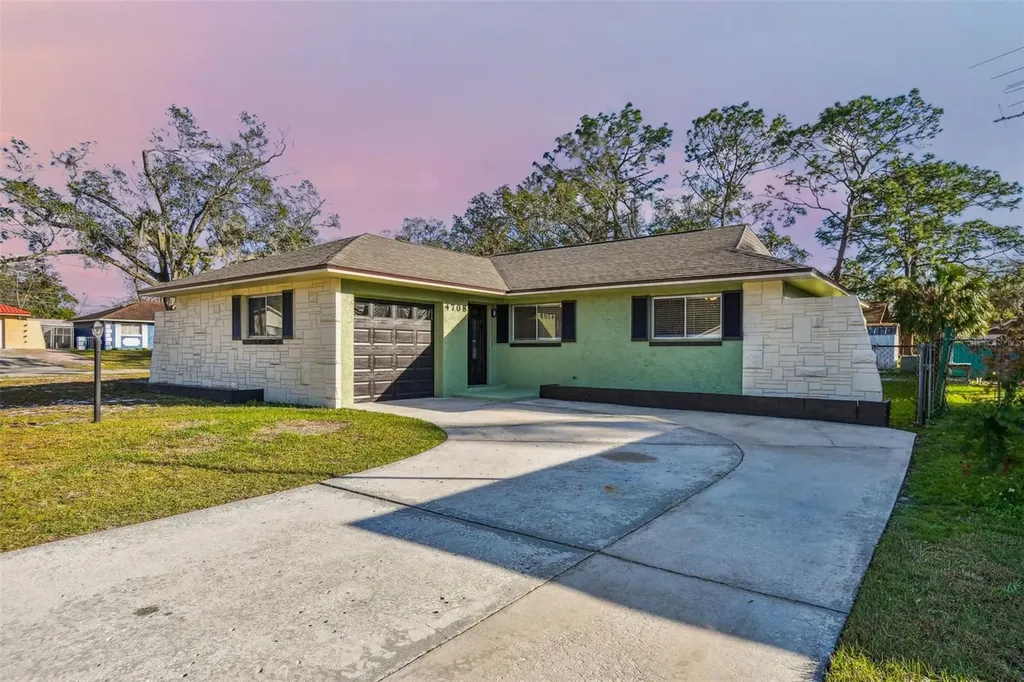 4708 Stony Brook Lane Orlando FL 32808
