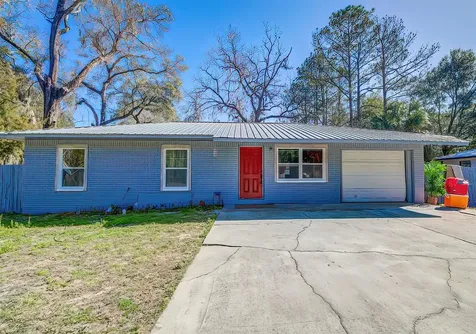 421 SE 4th Street Chiefland FL 32626