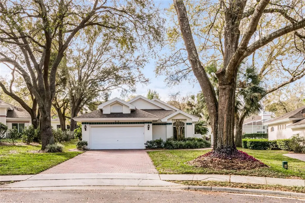 818 Red Hibiscus Court Apopka FL 32712