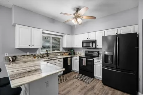818 Red Hibiscus Court Apopka FL 32712