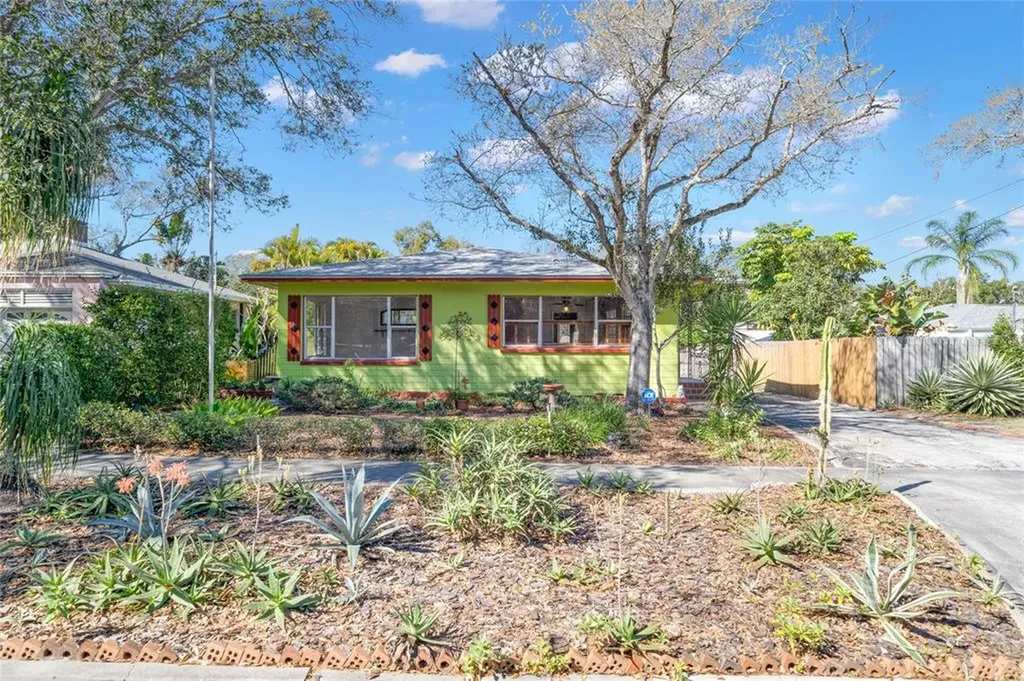 506 Hilltop Avenue Clearwater FL 33755