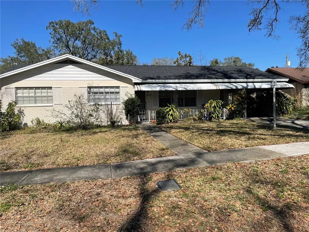 2509 Thornbrook Place Tampa FL 33618
