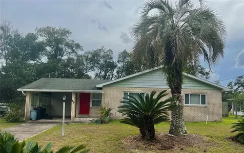 49 Dahlia Drive Debary FL 32713