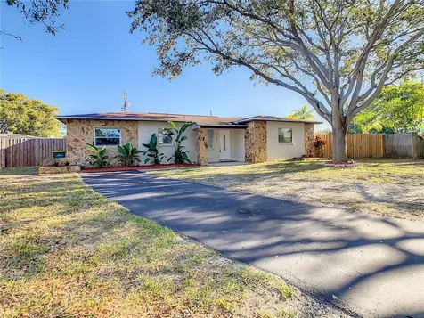 2182 Temple Terrace Clearwater FL 33764