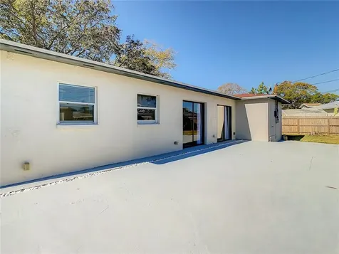 2182 Temple Terrace Clearwater FL 33764