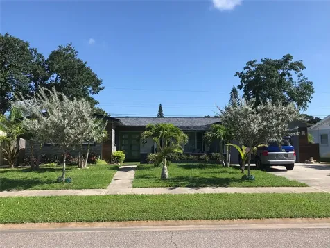 5908 33rd Avenue N St Petersburg FL 33710