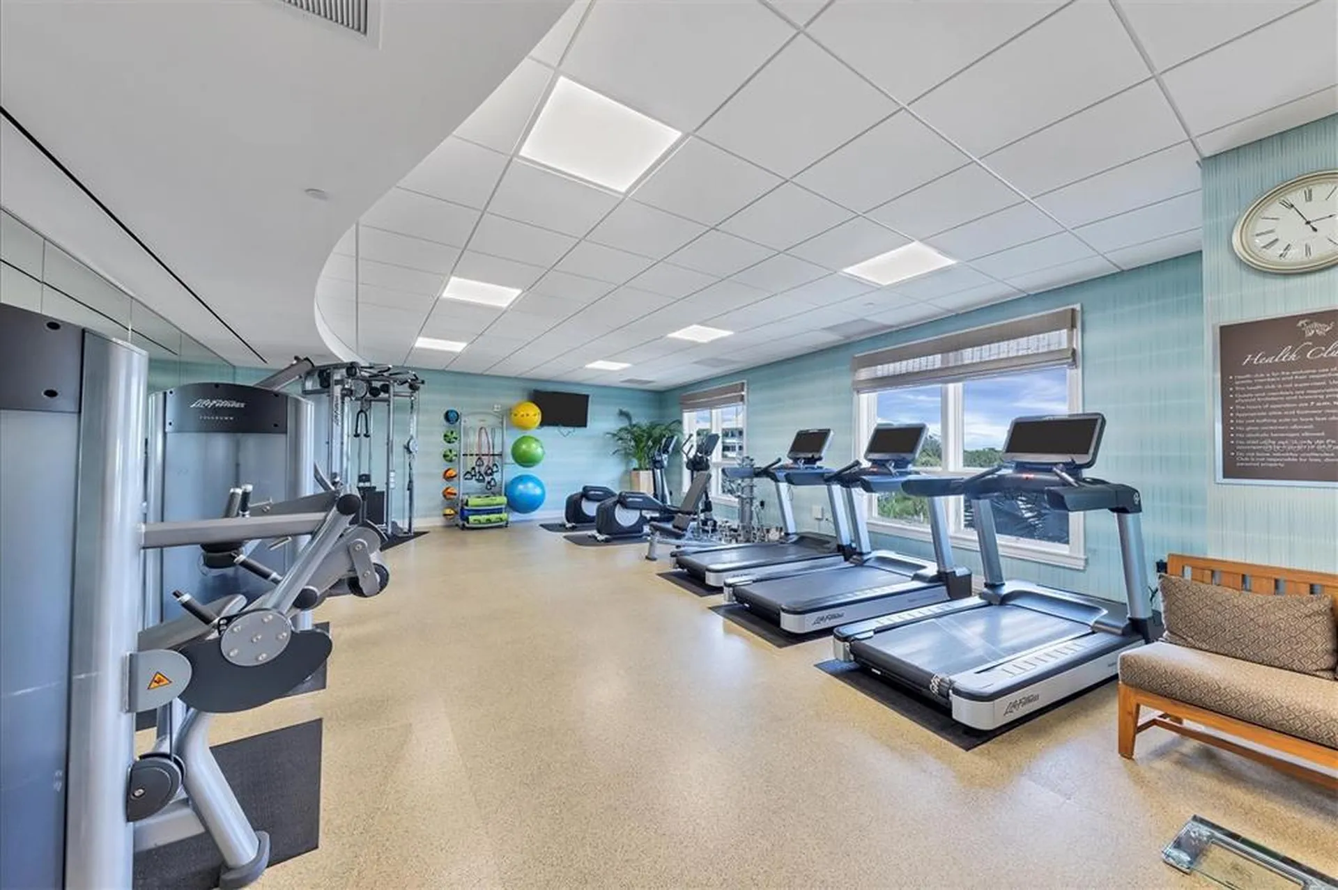 915 Seaside Drive Sarasota FL 34242