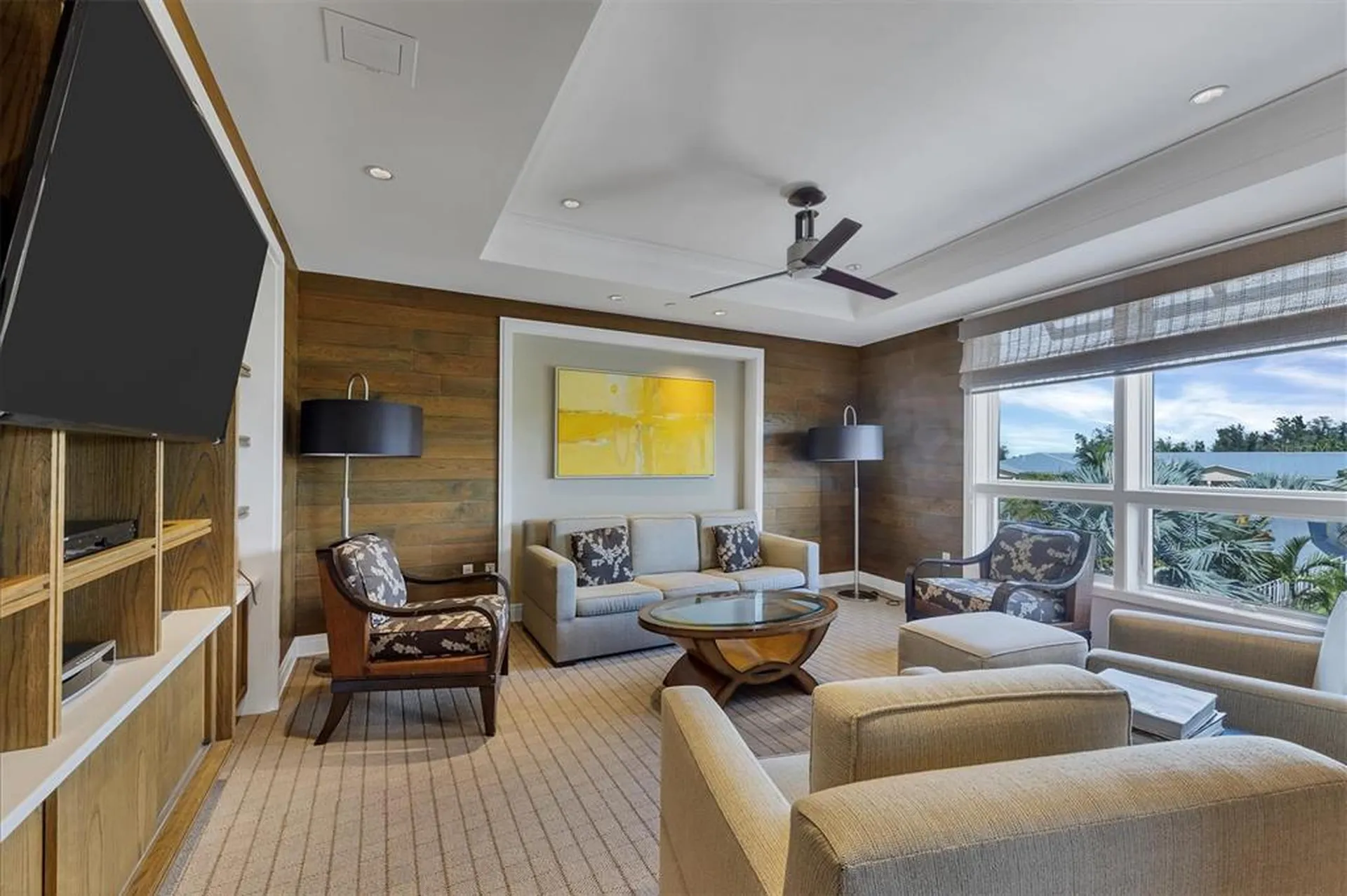 915 Seaside Drive Sarasota FL 34242