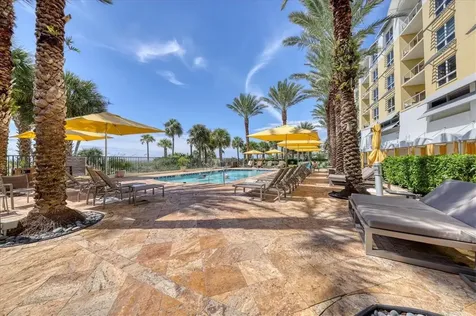 915 Seaside Drive Sarasota FL 34242