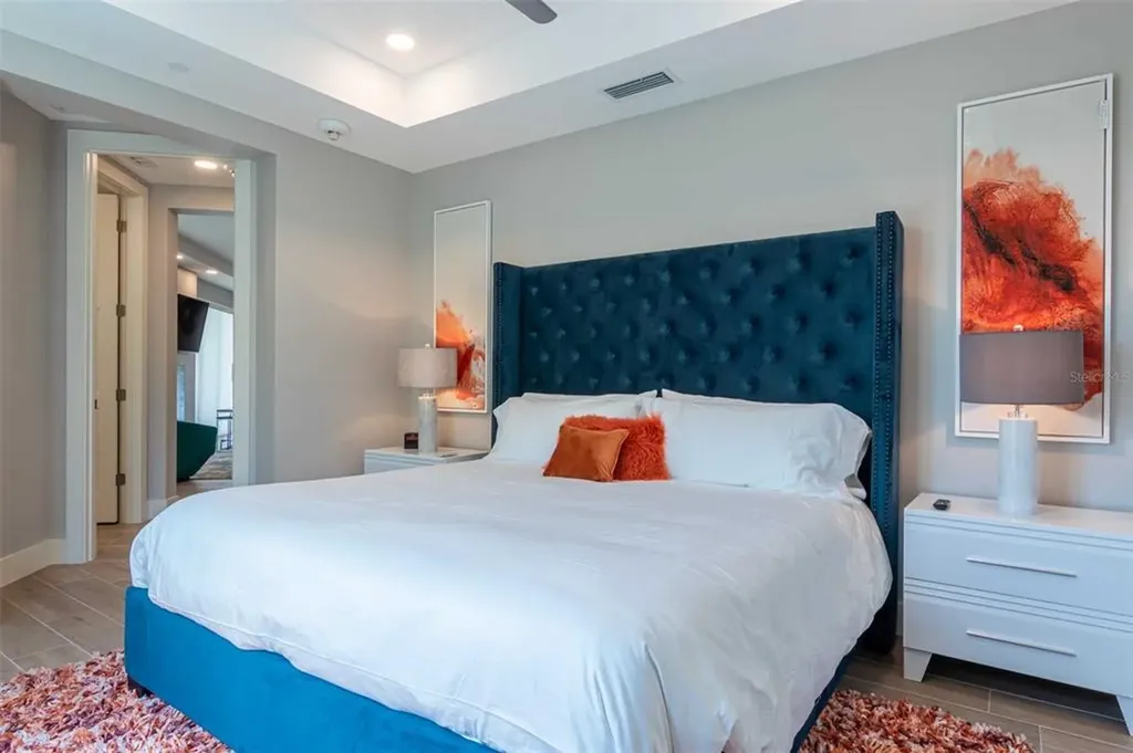 1140 Seaside Drive Sarasota FL 34242