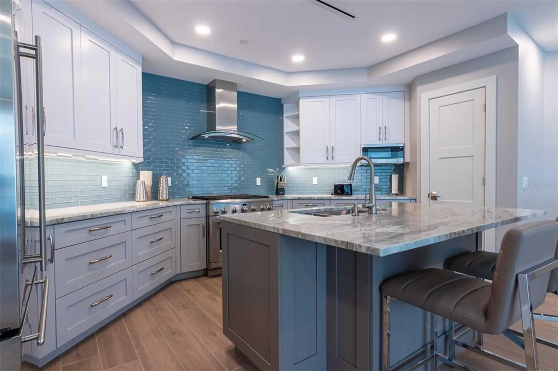 1140 Seaside Drive Sarasota FL 34242