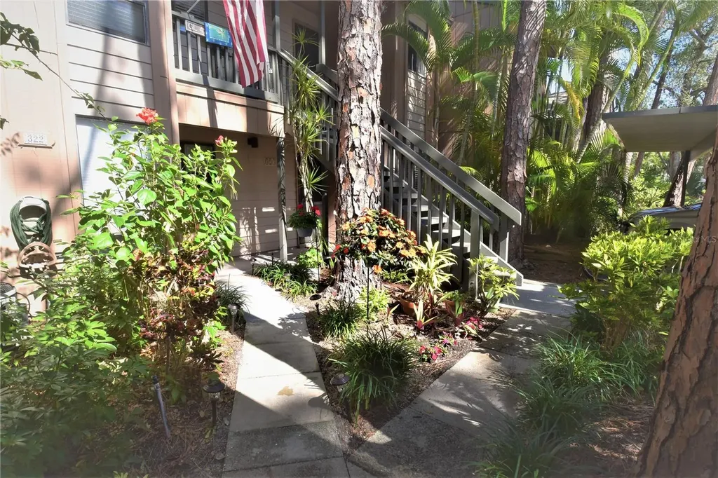 1716 Glenhouse Drive Sarasota FL 34231