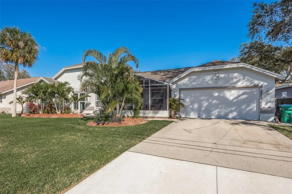 161 Lake Shore Drive W Palm Harbor FL 34684