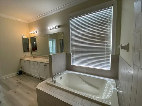 8113 Camella Lane Tampa FL 33647