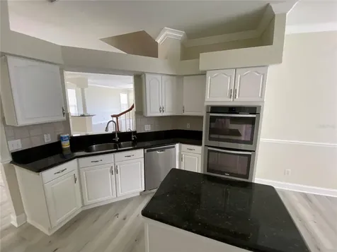 8113 Camella Lane Tampa FL 33647
