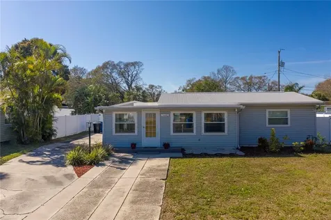 7440 Orpine Drive N St Petersburg FL 33702