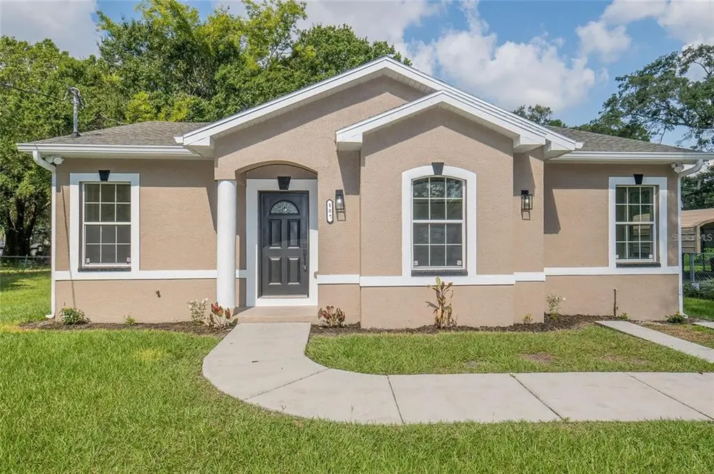 107 S Forest Street Plant City FL 33563