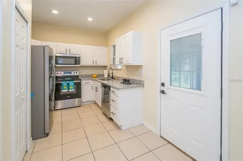 107 S Forest Street Plant City FL 33563