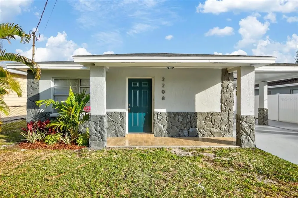 2208 Harper Street Tampa FL 33605