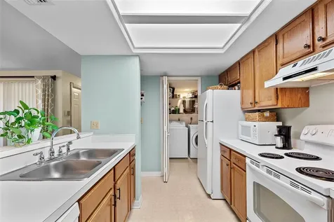 814 SW 57th Terrace Gainesville FL 32607