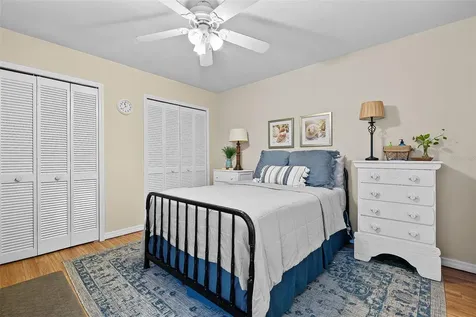 814 SW 57th Terrace Gainesville FL 32607
