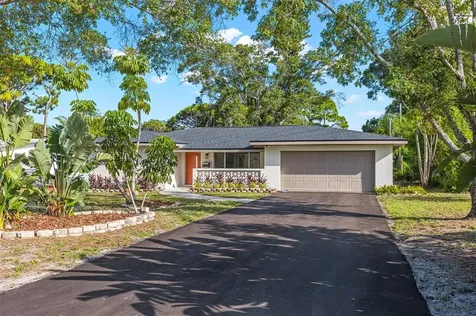 2311 Desoto Way S St Petersburg FL 33712