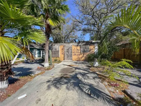 1009 3rd Street W Bradenton FL 34205