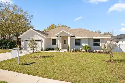 6320 18th Street N St Petersburg FL 33702