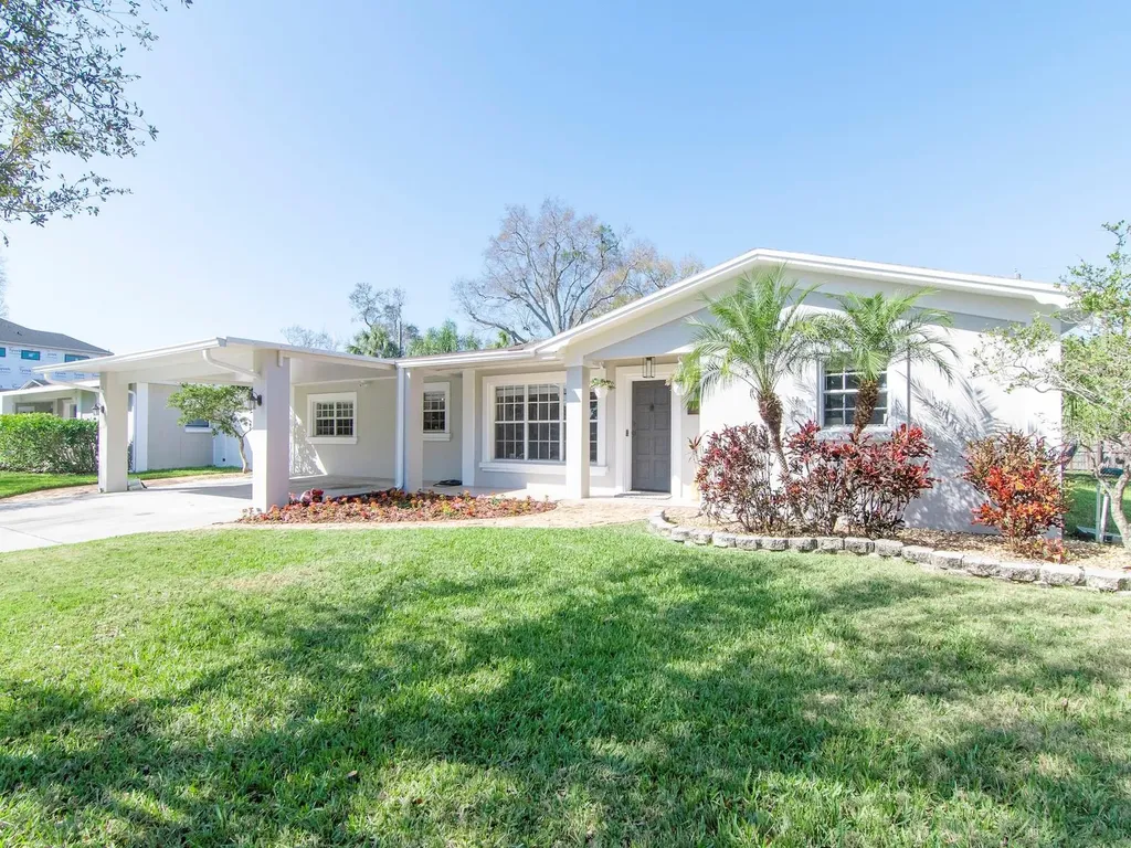 3407 S Omar Avenue Tampa FL 33629
