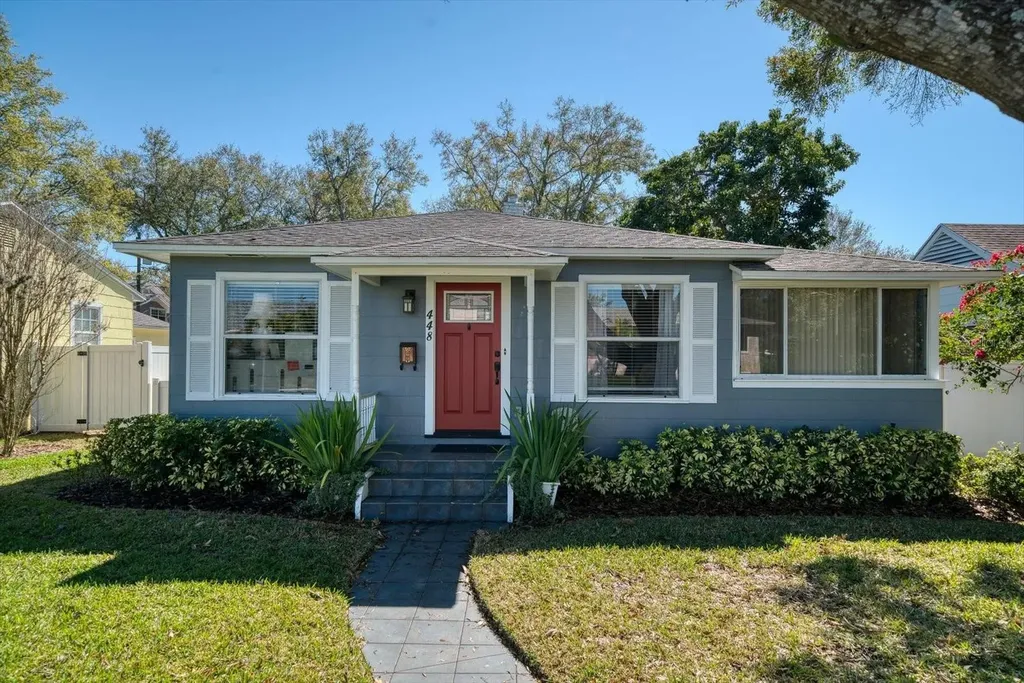 448 21st Avenue N St Petersburg FL 33704