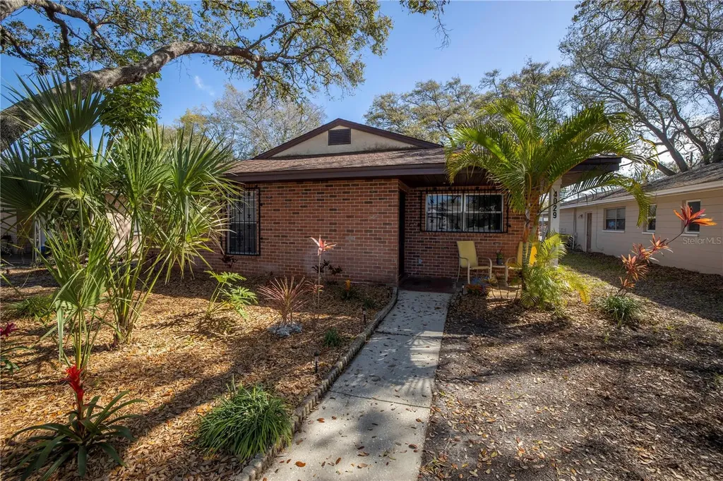4029 19th Street N St Petersburg FL 33714