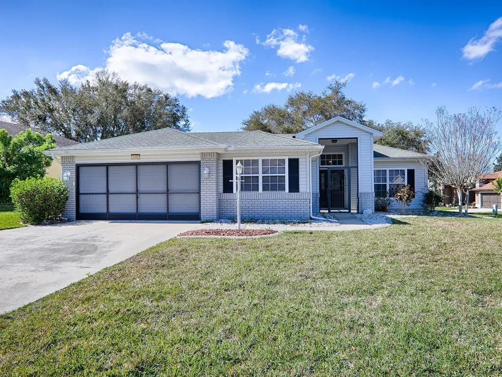 5359 Charleston Avenue Tavares FL 32778