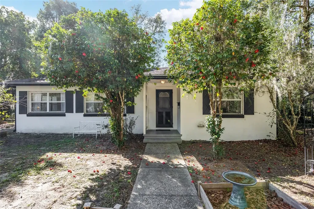 1717 NW 7th Place Gainesville FL 32603