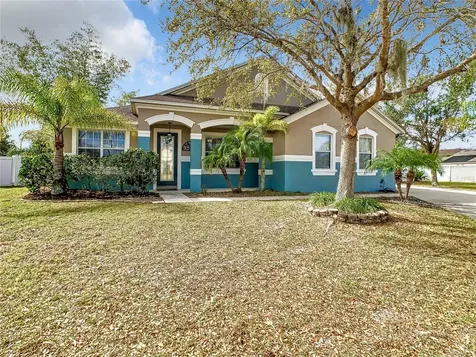 4902 Isle Elm Court Saint Cloud FL 34771