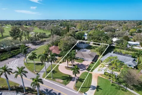 810 47th Street W Bradenton FL 34209