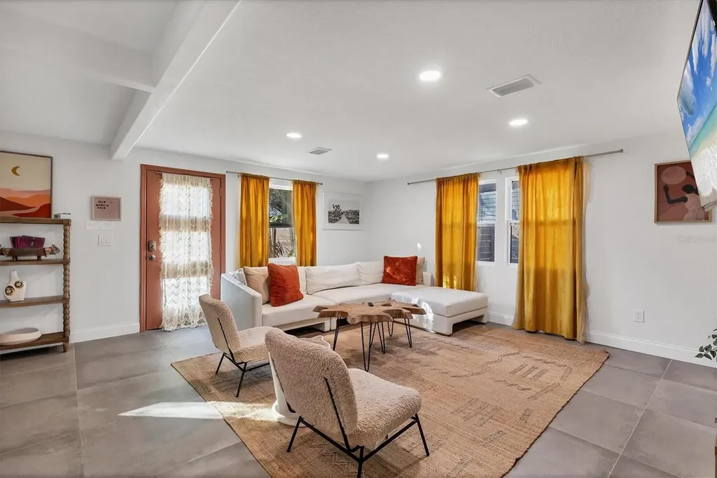 2441 Novus Street Sarasota FL 34237