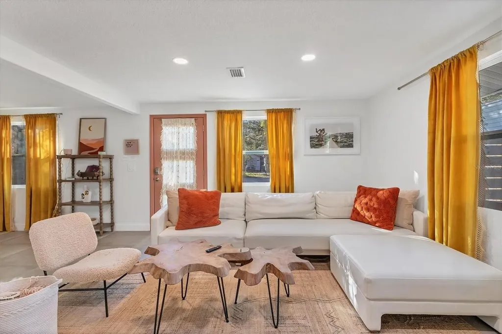 2441 Novus Street Sarasota FL 34237