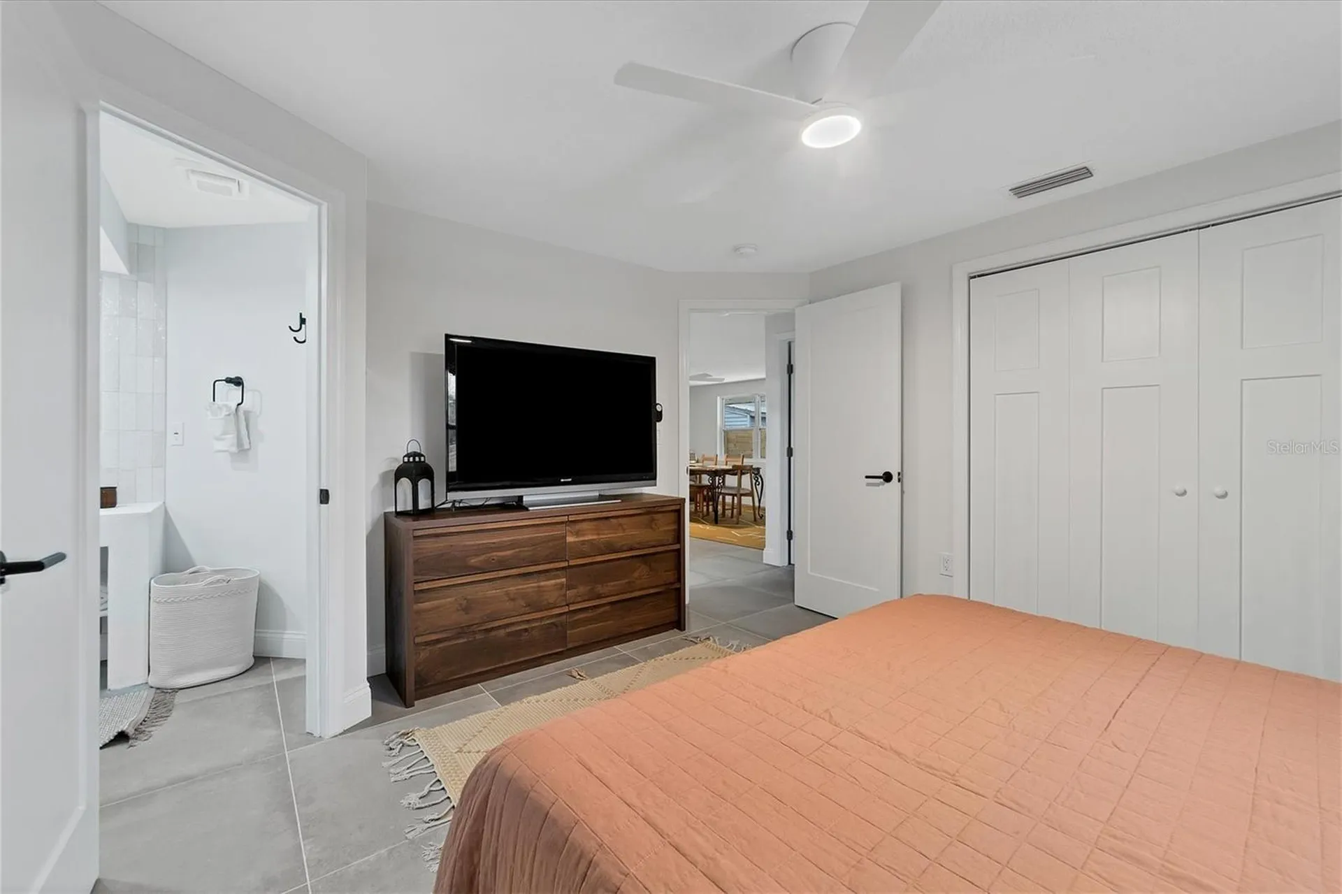 2441 Novus Street Sarasota FL 34237