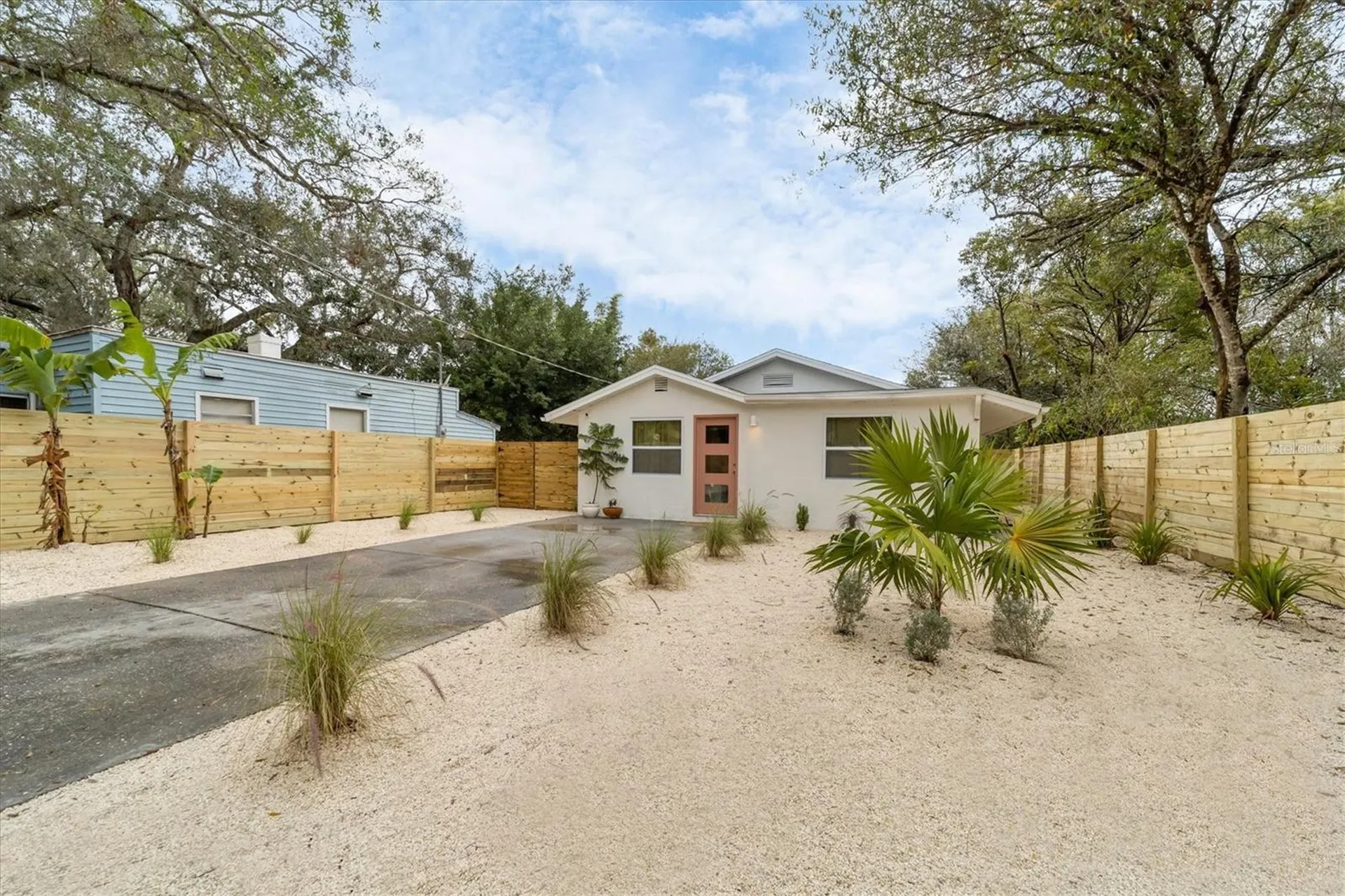 2441 Novus Street Sarasota FL 34237