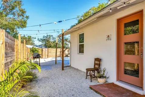 2441 Novus Street Sarasota FL 34237