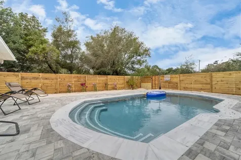 2441 Novus Street Sarasota FL 34237