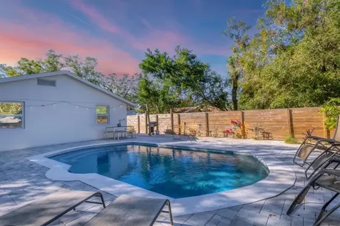 2441 Novus Street Sarasota FL 34237